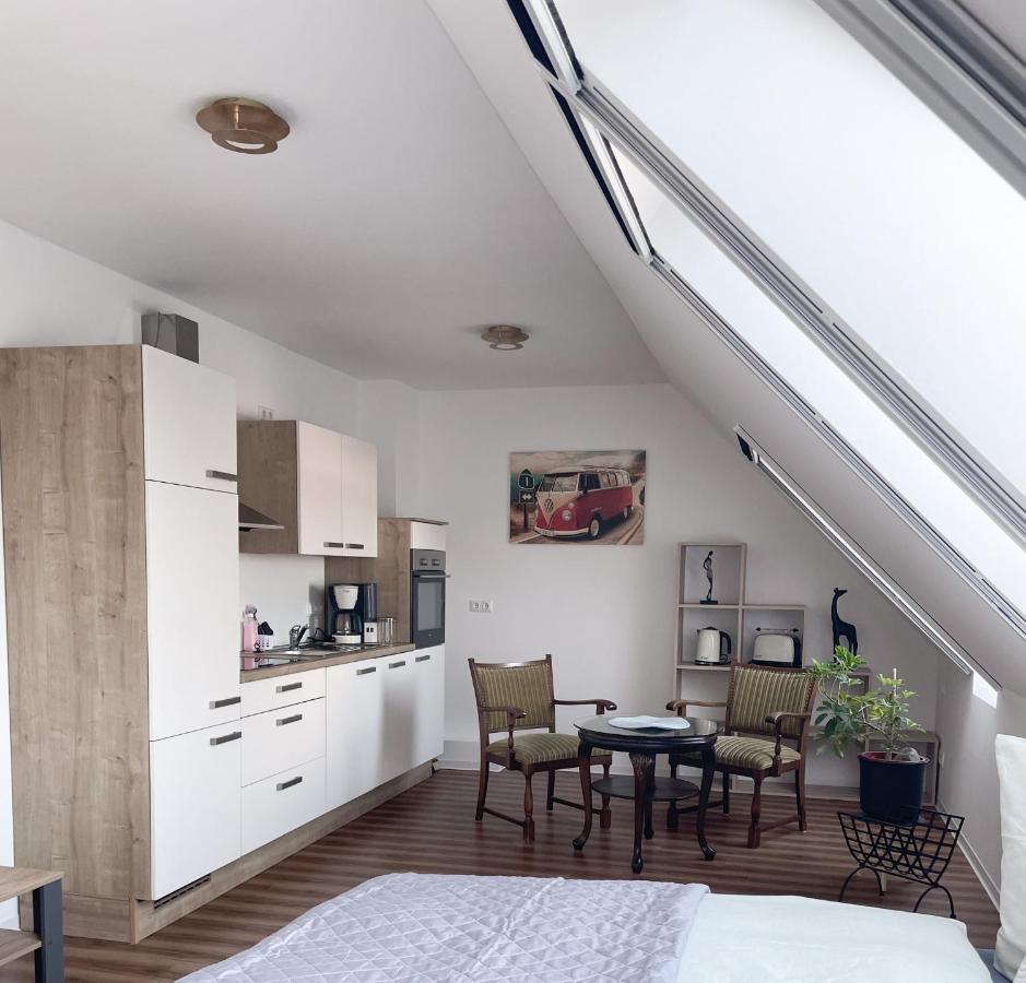 Ferienwohnung Kamrath Mit Wunderschoenem Ausblick Нойрупин Екстериор снимка
